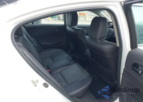 2013 Acura Ilx Hybrid 1.5L z USA, uszkodzony, nr VIN 19VDE3F74DE301658